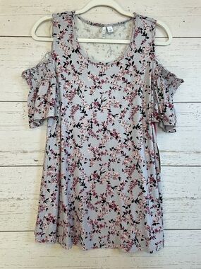 Elle Lavender Floral Cold-Shoulder Top, size L, NWT